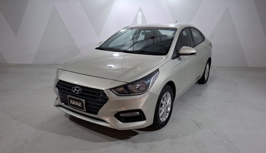 Hyundai • Accent