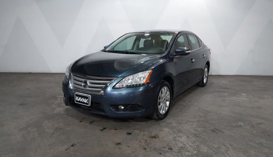 Nissan • Sentra