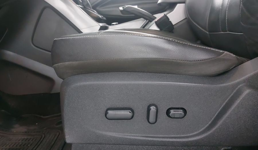 Ford Escape 2.0 TREND ADVANCE ECOBOOST I4 AT Suv 2015