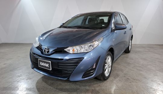 Toyota • Yaris