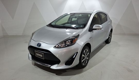 Toyota • Prius C