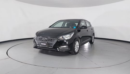 Hyundai • Accent