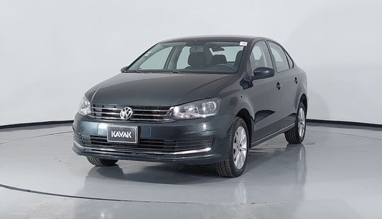 Volkswagen • Vento