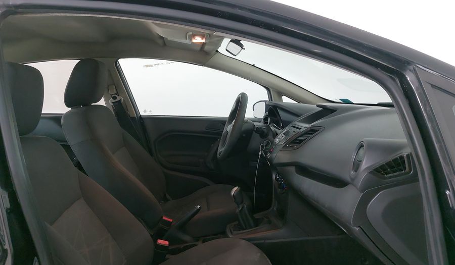 Ford Fiesta 1.6 S MT Sedan 2015