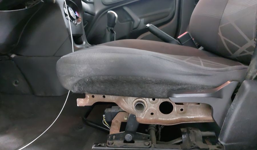 Ford Fiesta 1.6 S MT Sedan 2015