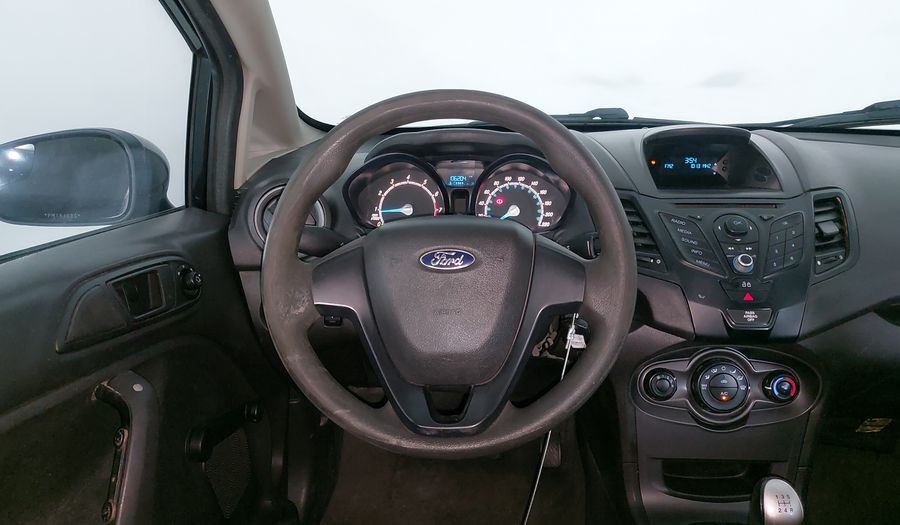 Ford Fiesta 1.6 S MT Sedan 2015