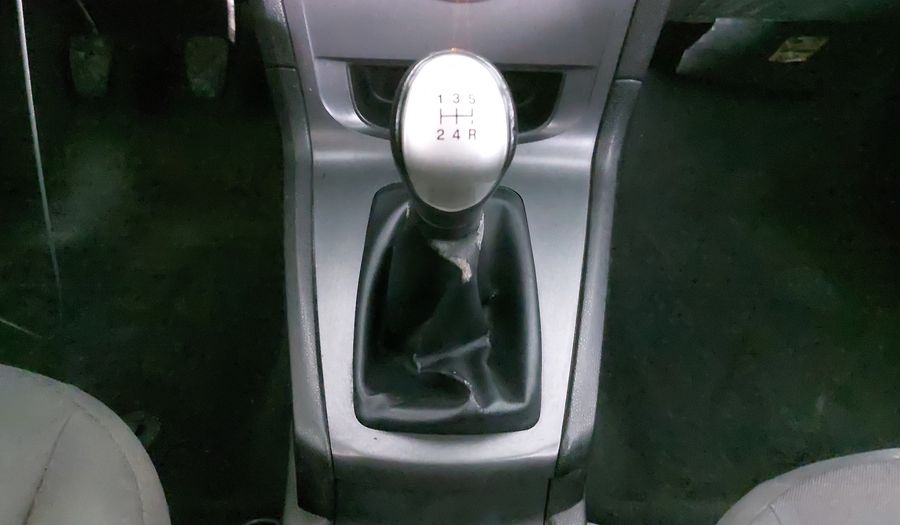 Ford Fiesta 1.6 S MT Sedan 2015
