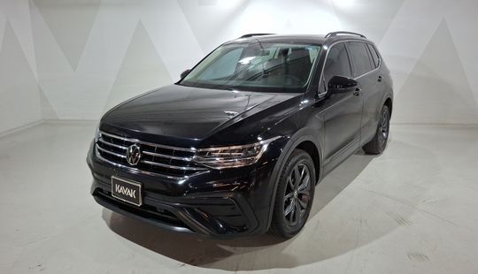Volkswagen • Tiguan