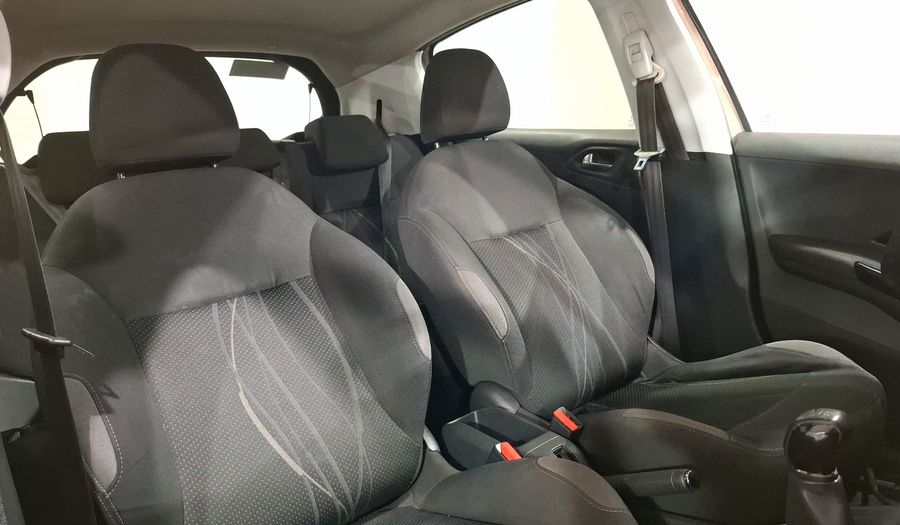 Peugeot 208 1.6 ALLURE PACK MT Hatchback 2014