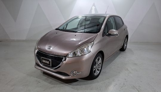 Peugeot • 208