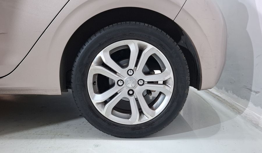 Peugeot 208 1.6 ALLURE PACK MT Hatchback 2014