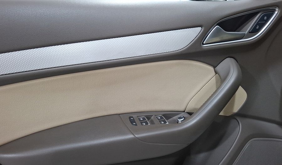 Audi Q3 2.0 LUXURY 211 HP S TRONIC Suv 2013