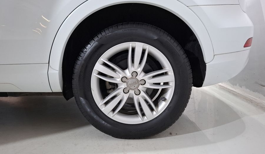 Audi Q3 2.0 LUXURY 211 HP S TRONIC Suv 2013