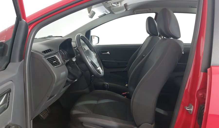 Volkswagen Crossfox MI Hatchback 2013