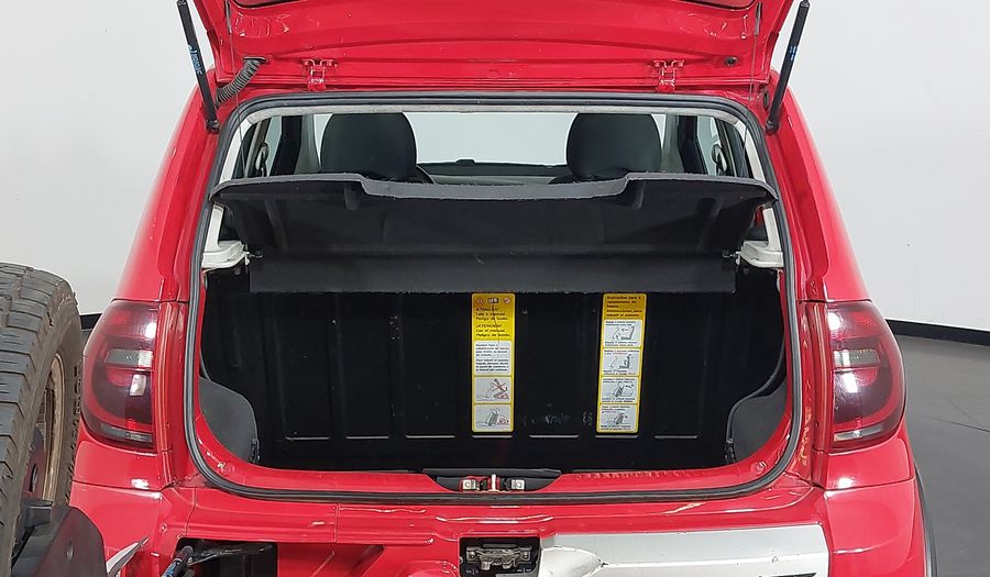 Volkswagen Crossfox MI Hatchback 2013