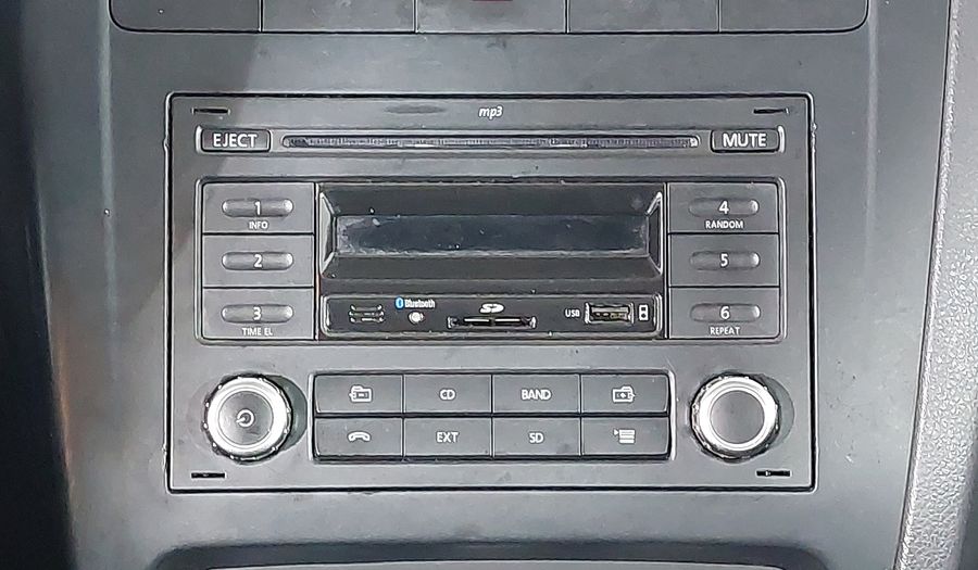 Volkswagen Crossfox MI Hatchback 2013