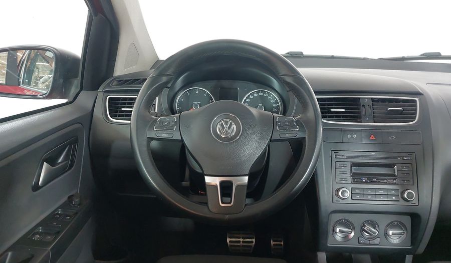 Volkswagen Crossfox MI Hatchback 2013