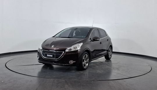 Peugeot • 208