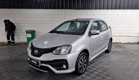 Toyota • Etios