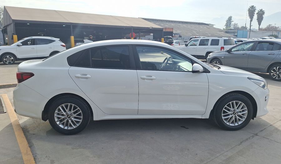 Kia Rio 4 1.4 EX FULL Sedan 2020