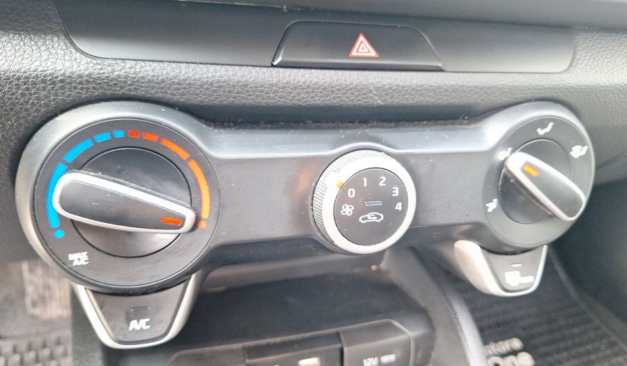 Kia Rio 4 1.4 EX FULL Sedan 2020