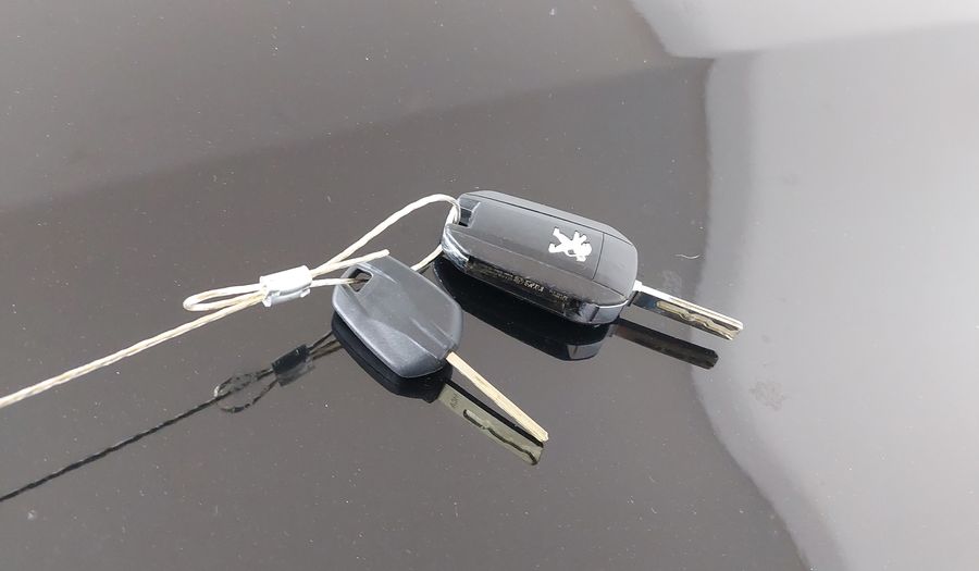 Peugeot 208 MANUAL Hatchback 2022