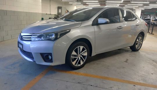 Toyota • Corolla