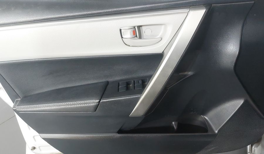 Toyota Corolla GLI Sedan 2017