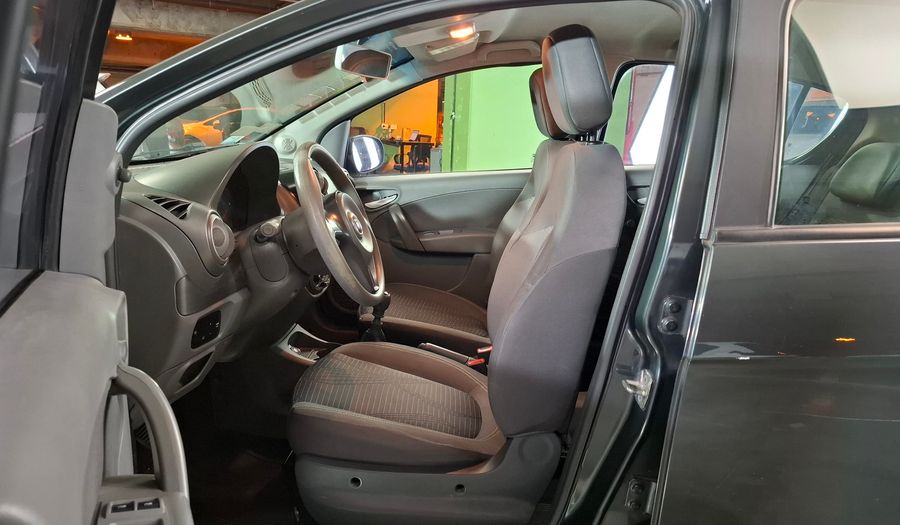 Fiat Palio 1.4 ATTRACTIVE Hatchback 2015