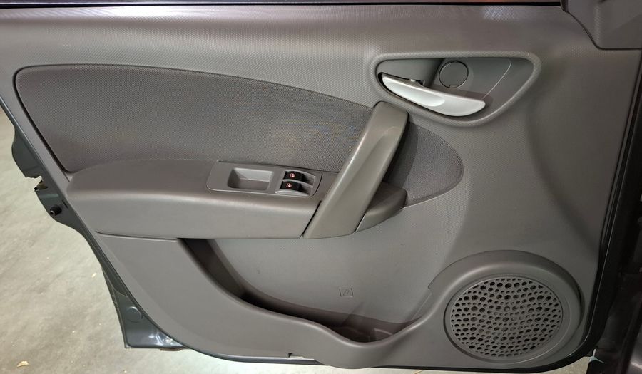Fiat Palio 1.4 ATTRACTIVE Hatchback 2015