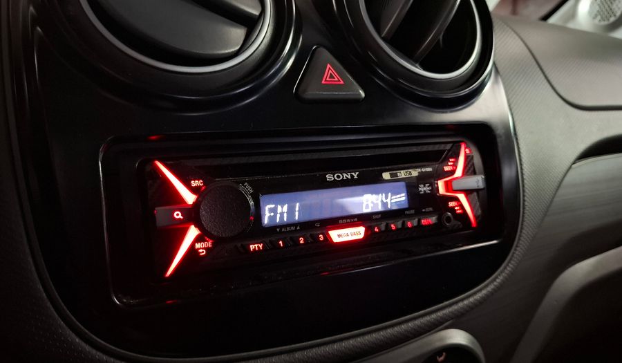Fiat Palio 1.4 ATTRACTIVE Hatchback 2015