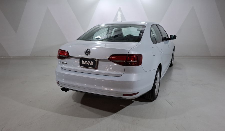 Volkswagen Jetta 2.0 MT Sedan 2017