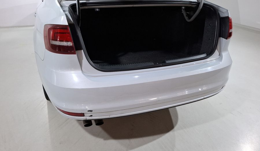 Volkswagen Jetta 2.0 MT Sedan 2017