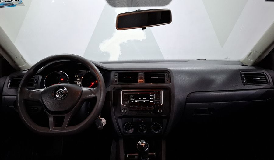 Volkswagen Jetta 2.0 MT Sedan 2017
