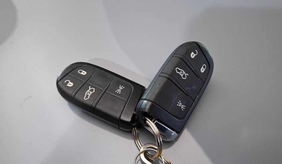 Fiat Cronos 1.3 PRECISION CVT Sedan 2023