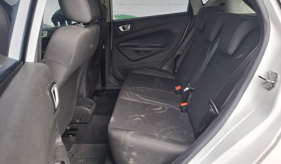 Ford Fiesta Kinetic Design 1.6 S PLUS Hatchback 2017