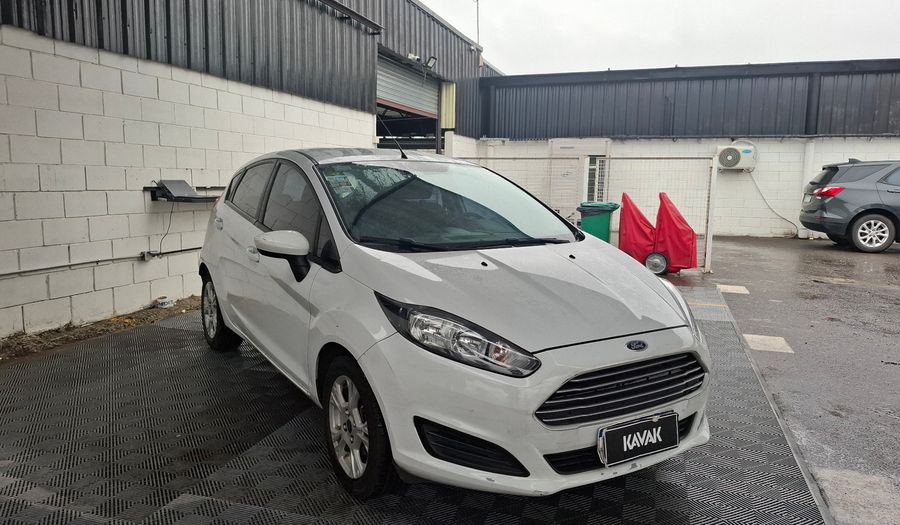 Ford Fiesta Kinetic Design 1.6 S PLUS Hatchback 2017