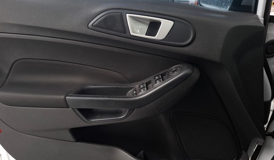 Ford Fiesta Kinetic Design 1.6 S PLUS Hatchback 2017