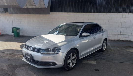 Volkswagen • Vento