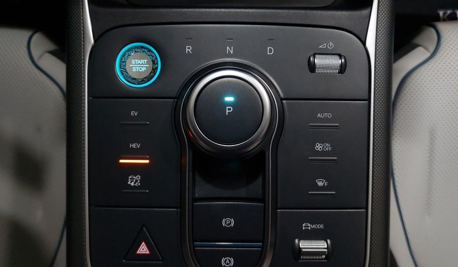 Byd King 1.5 PHEV DM-I 55KM AUTO Sedan 2024