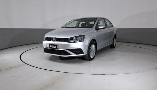 Volkswagen • Vento