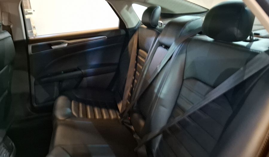 Ford Fusion 2.0 GTDI SE LUXURY AT Sedan 2016