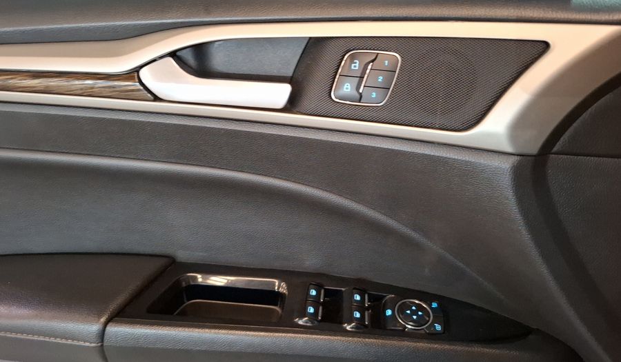 Ford Fusion 2.0 GTDI SE LUXURY AT Sedan 2016