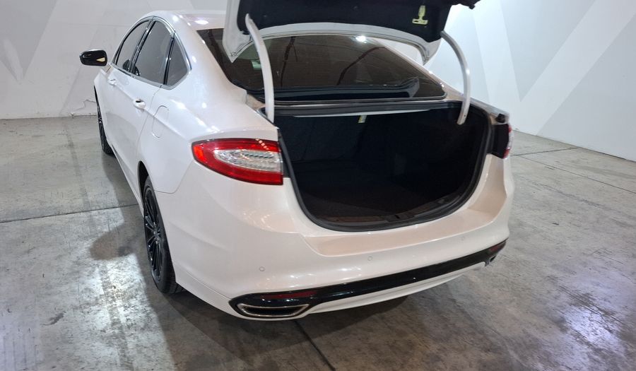 Ford Fusion 2.0 GTDI SE LUXURY AT Sedan 2016