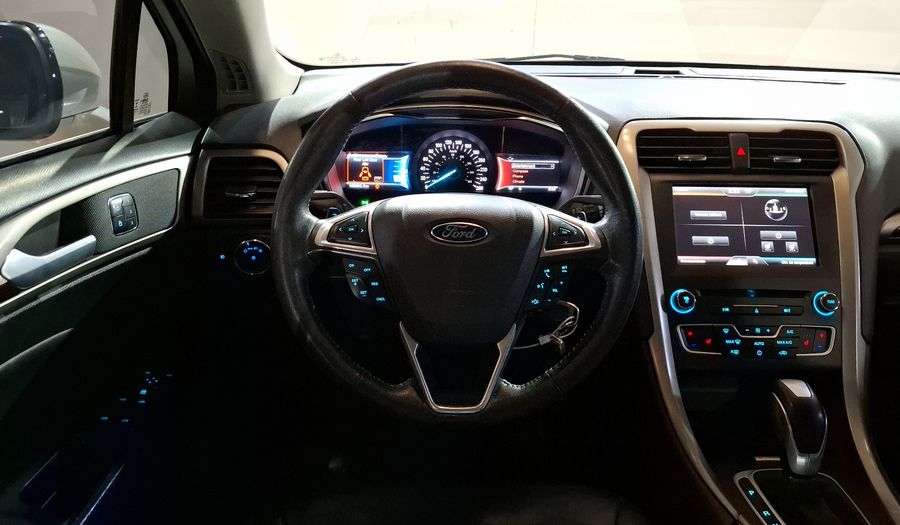 Ford Fusion 2.0 GTDI SE LUXURY AT Sedan 2016