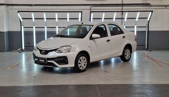 Toyota • Etios