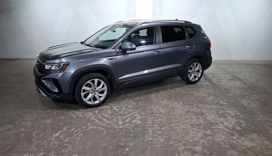 Volkswagen • Taos