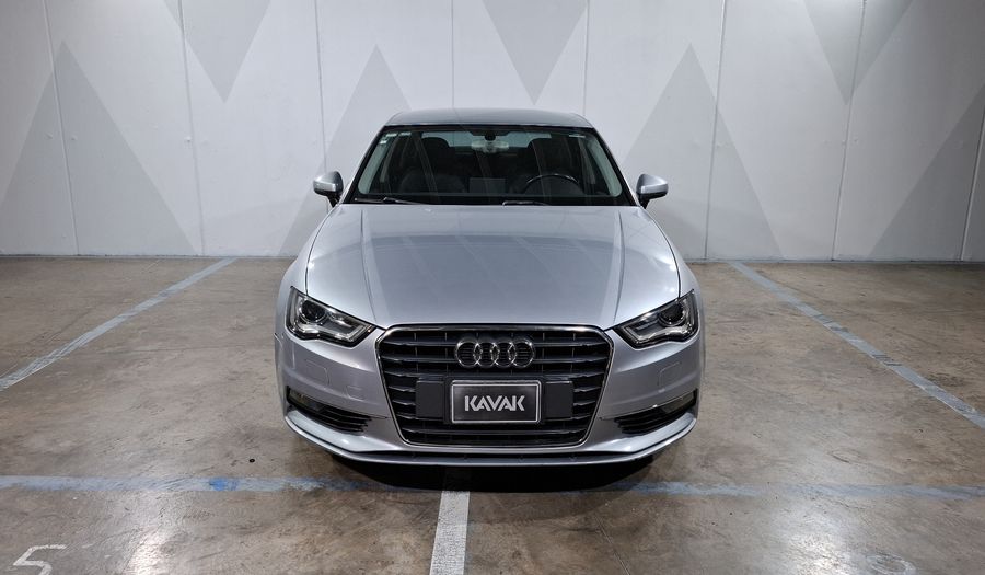 Audi A3 1.8 TFSI ATTRACTION S TRONIC Sedan 2015