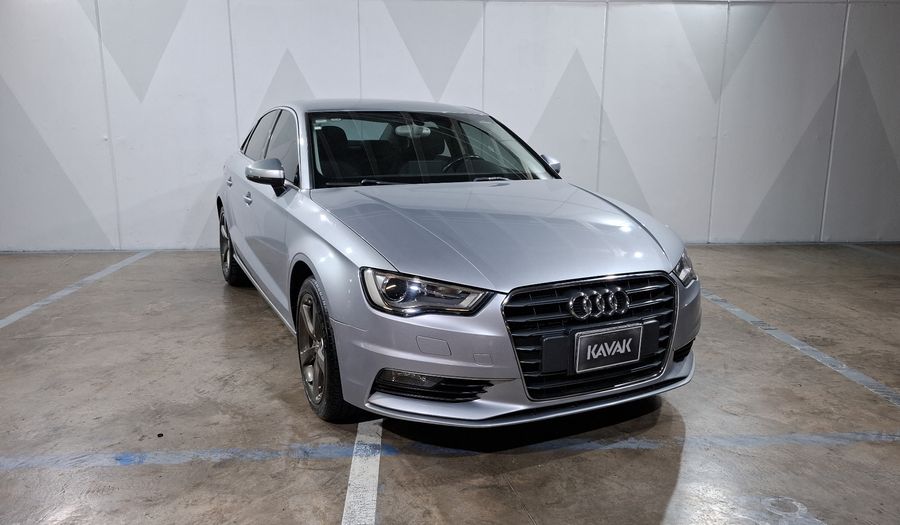 Audi A3 1.8 TFSI ATTRACTION S TRONIC Sedan 2015