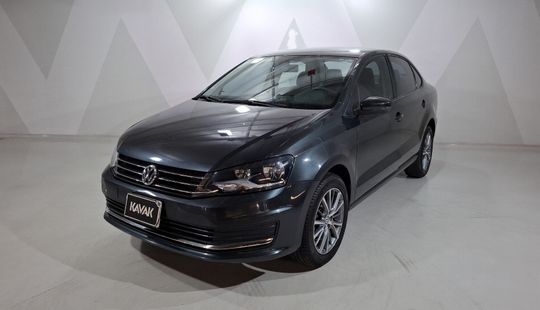 Volkswagen • Vento